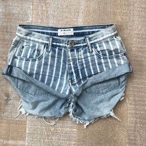 One teaspoon shorts